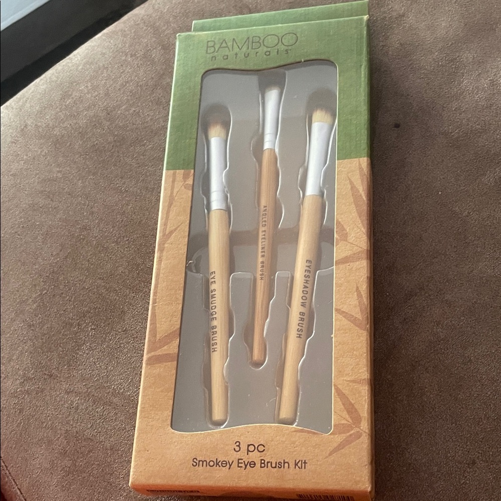 Smokey Eye Brush Kit - Brown and Silver
